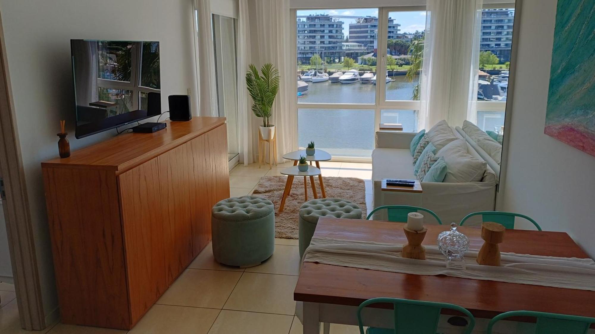 Departamentos Bahia Grande Nordelta Con Balcon Y Vista A La Bahia Piscina Opcional Arancelada!! Apartment *