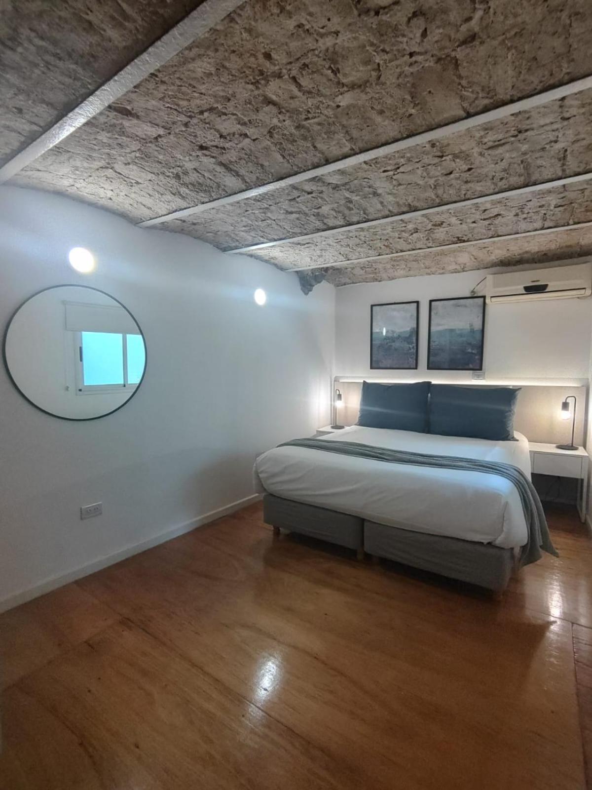 Upoint Recoleta Aparthotel