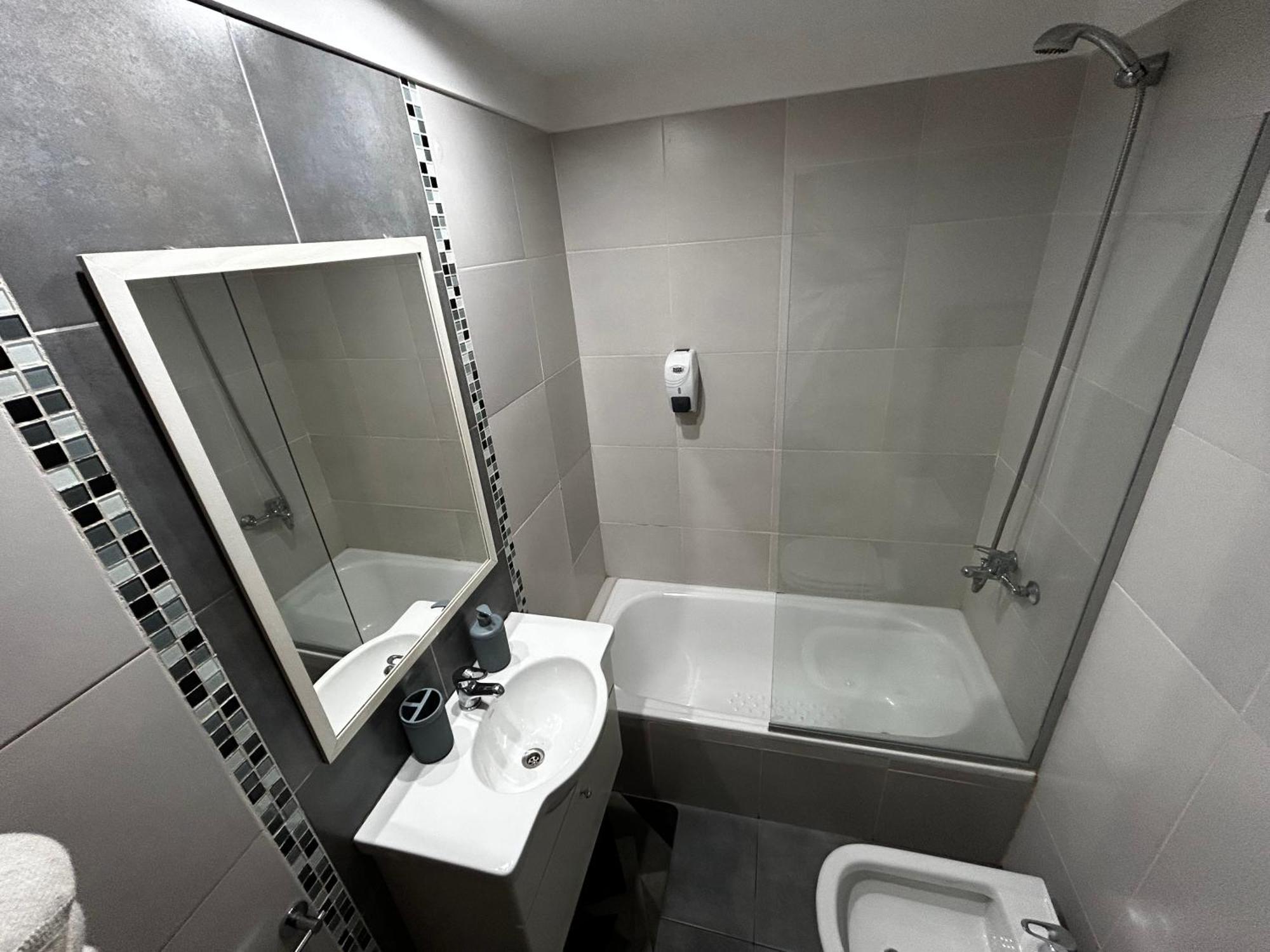 Apartment Comodo Y Luminoso Monoambiente Dividido A Estrenar, 3 Pax *