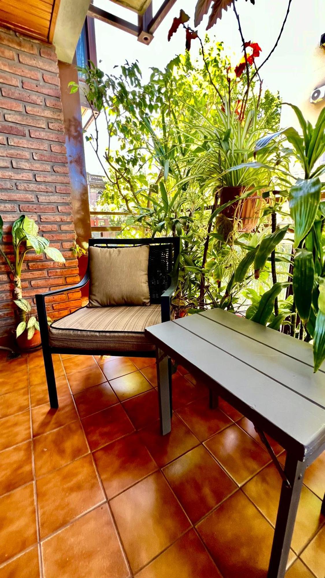 Lucero Apartment *