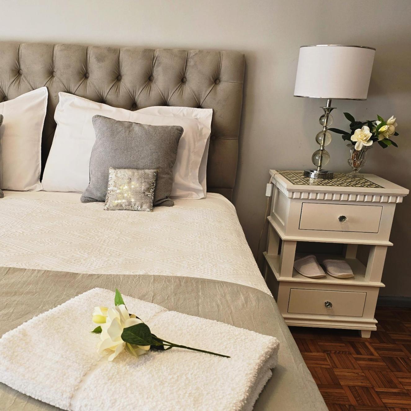 Fashion And Travel Plaza Apartment *