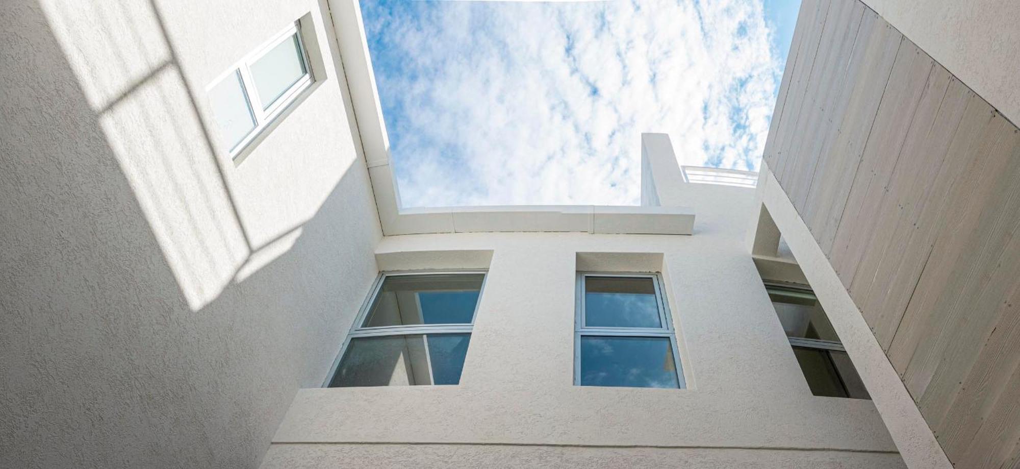 Fliphaus Loyola 1500 - Lux House Palermo Holly