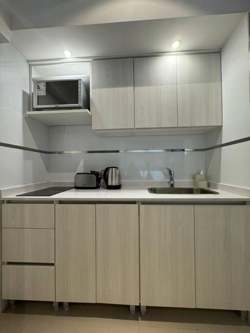 Bemoreno Estudio En San Telmo * Buenos Aires