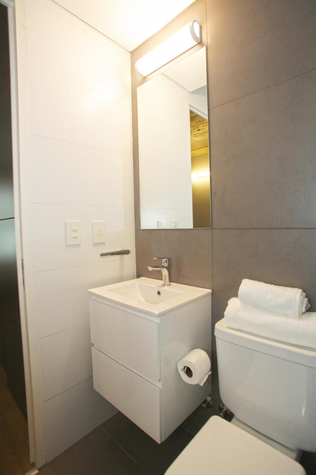 Urban Rent Live Apartment