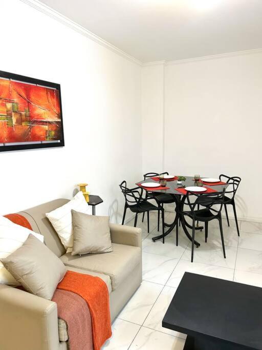 Apartment Con 2 En El Corazon De Recoleta *