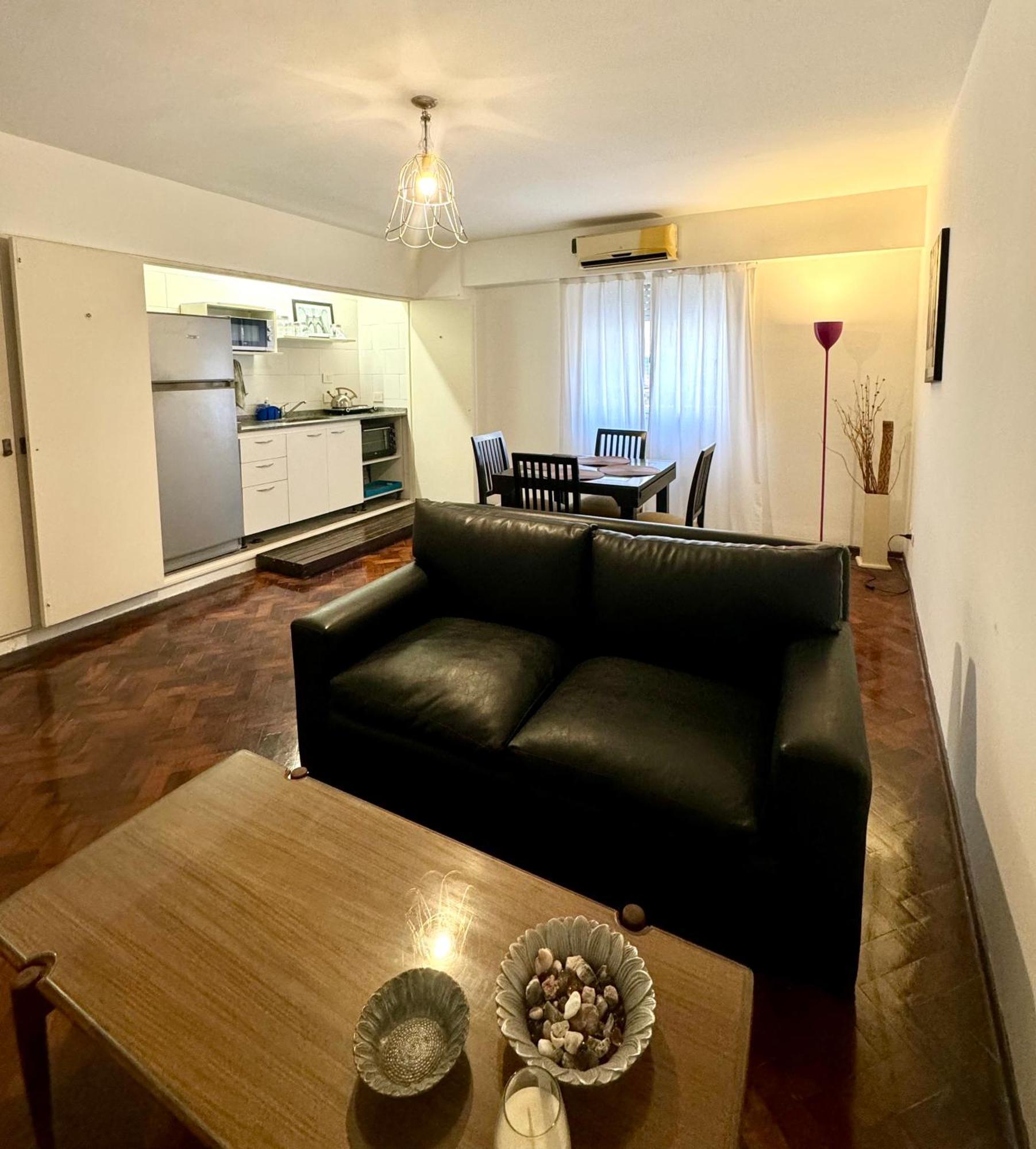 Apartment Amplio Dos Ambientes En El Corazon De La Ciudad Buenos Aires