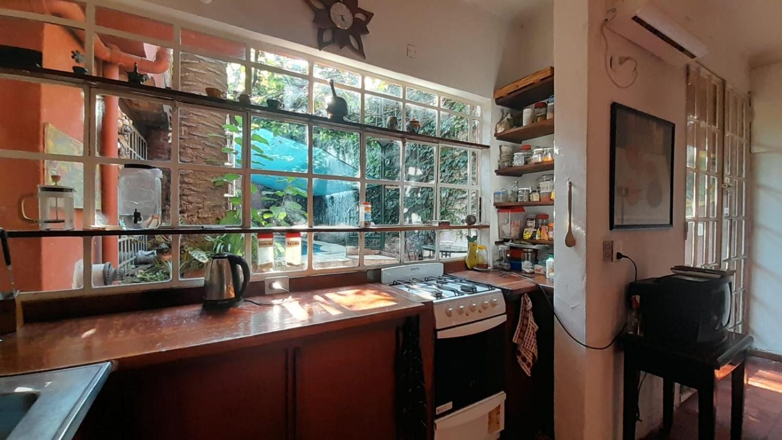 Casa Inmensa Con Pileta 