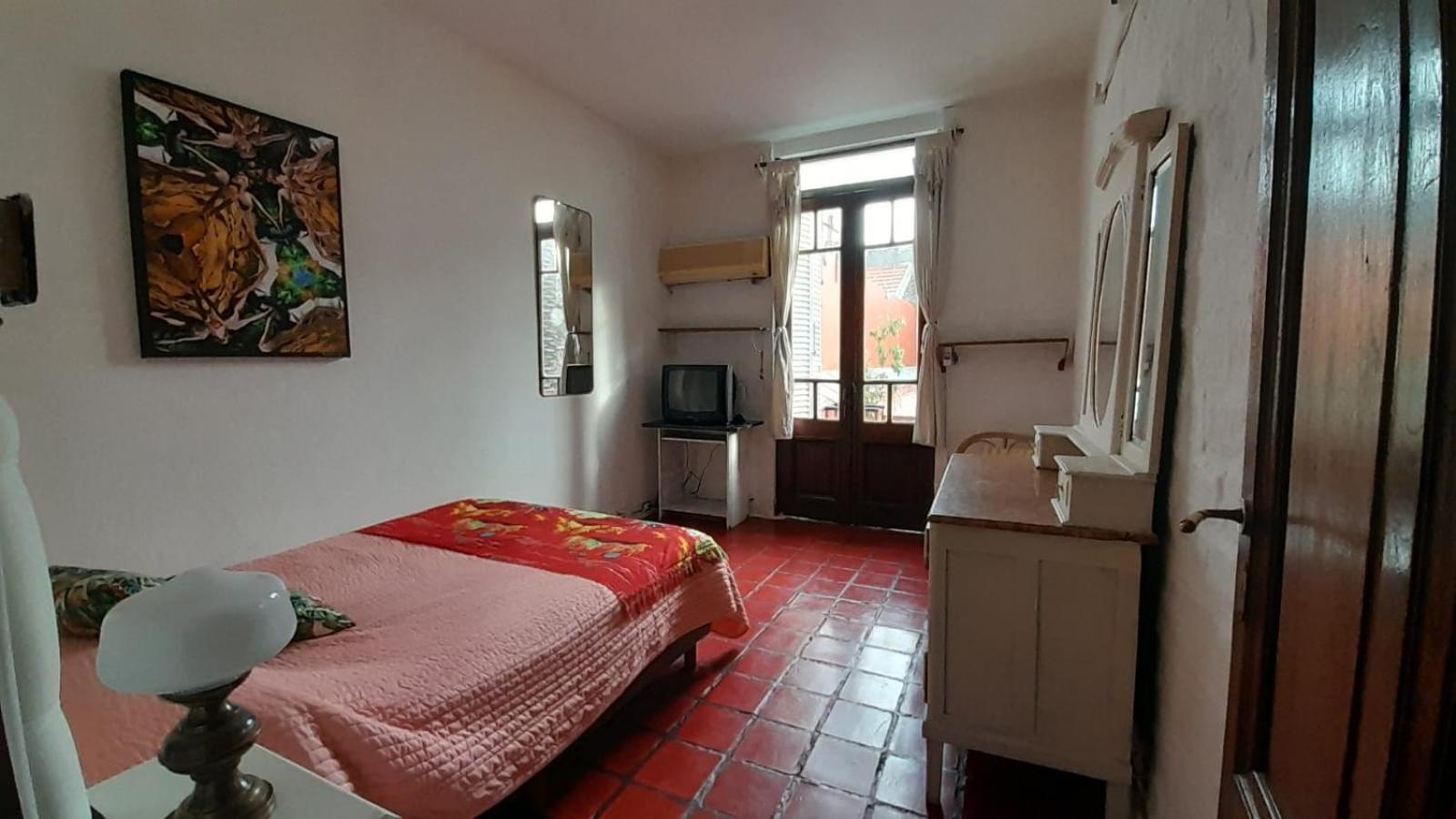 Casa Inmensa Con Pileta 