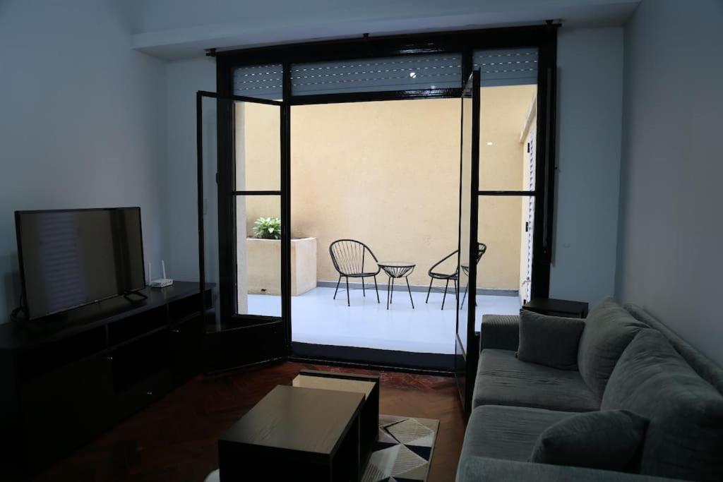 Departamento En El Centro De Con Terraza