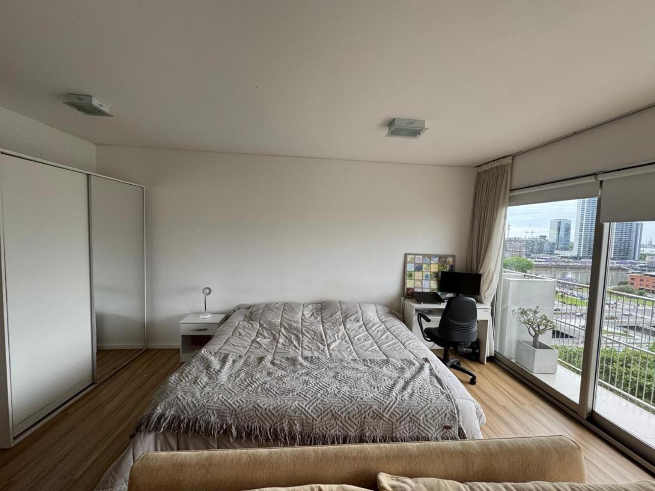 Luxury Quartier Cerca Del Puente De La Mujer Apartment