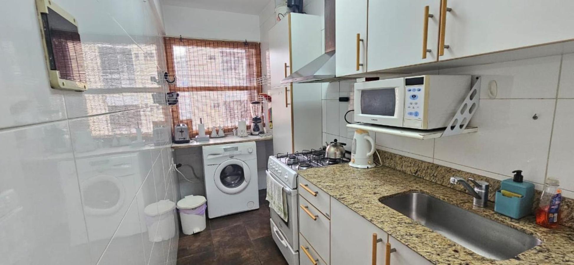 Downtown, Holiday And Shopping! Just A Few Meters From Florida Street, Apartment