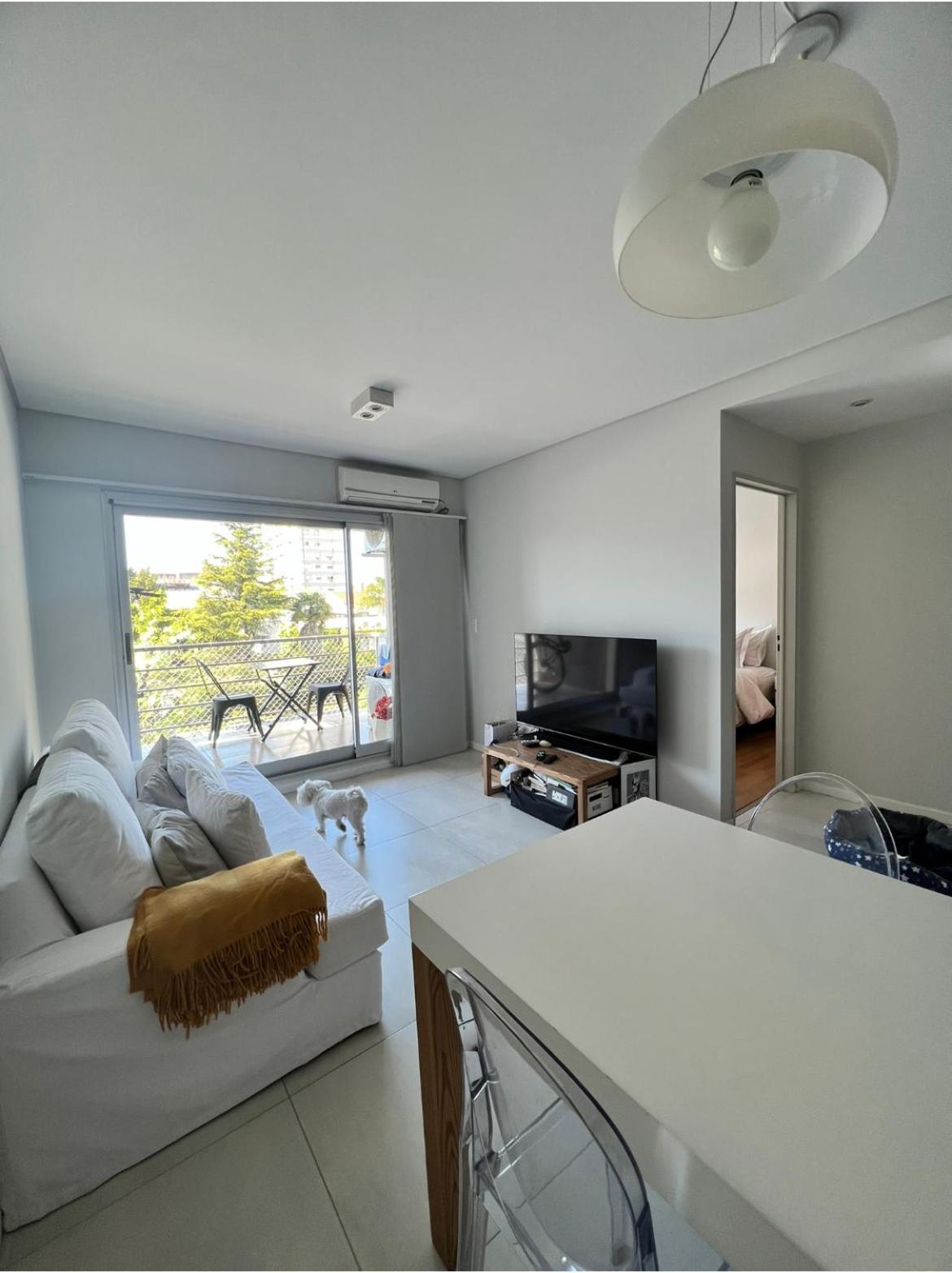 Apartamento Moderno Con Dormitorio -pileta Y Cochera Apartment
