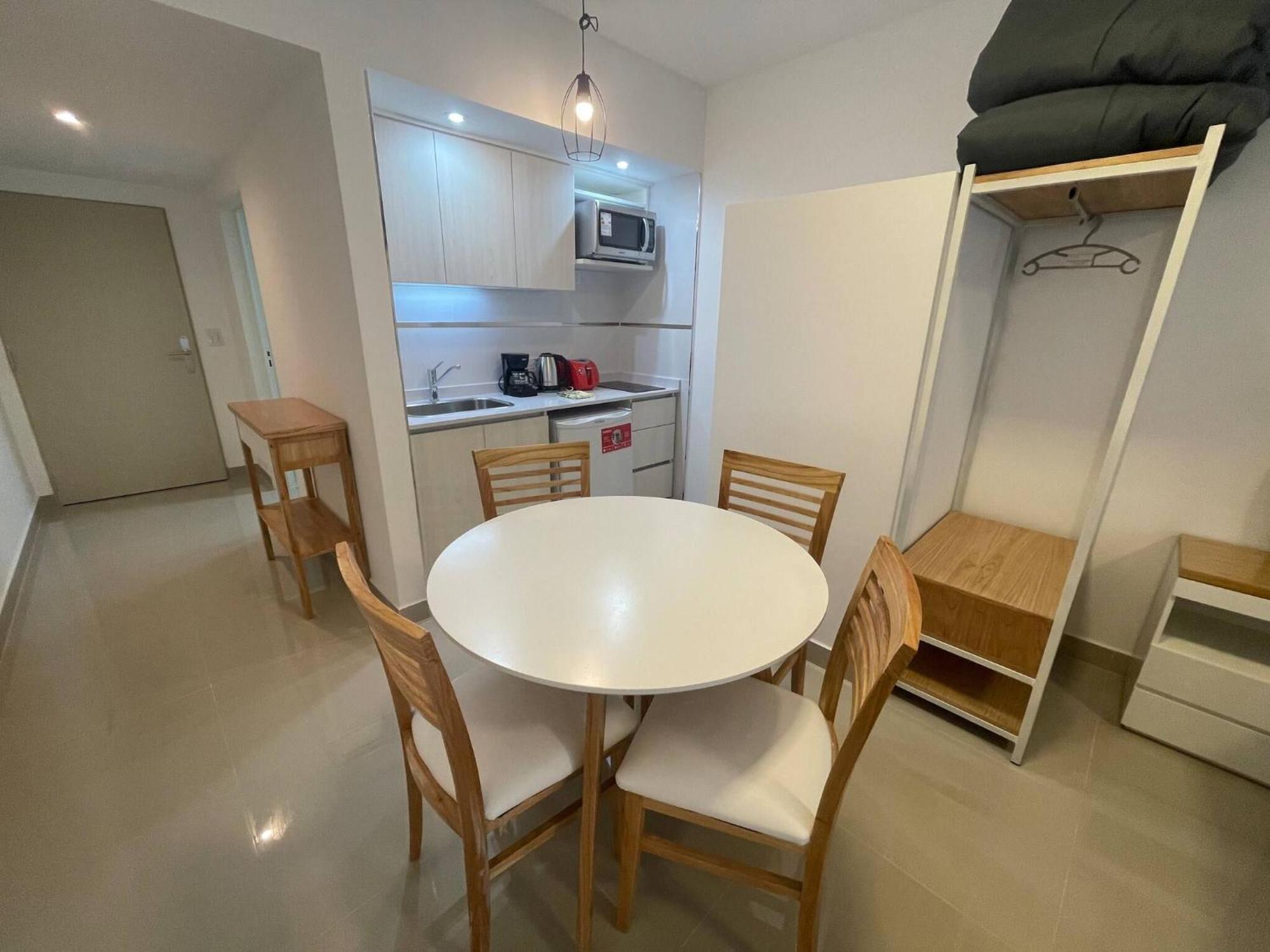 Modern With Heated Pool In The Heart Of San Telmo Apartment