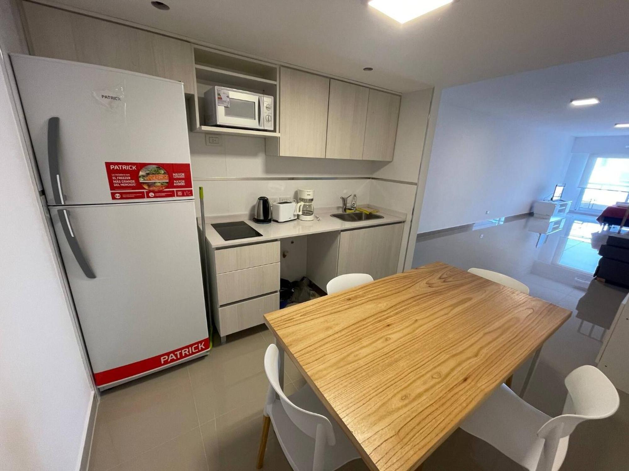 Apartment In San Telmo - Paseo De La Cisterna