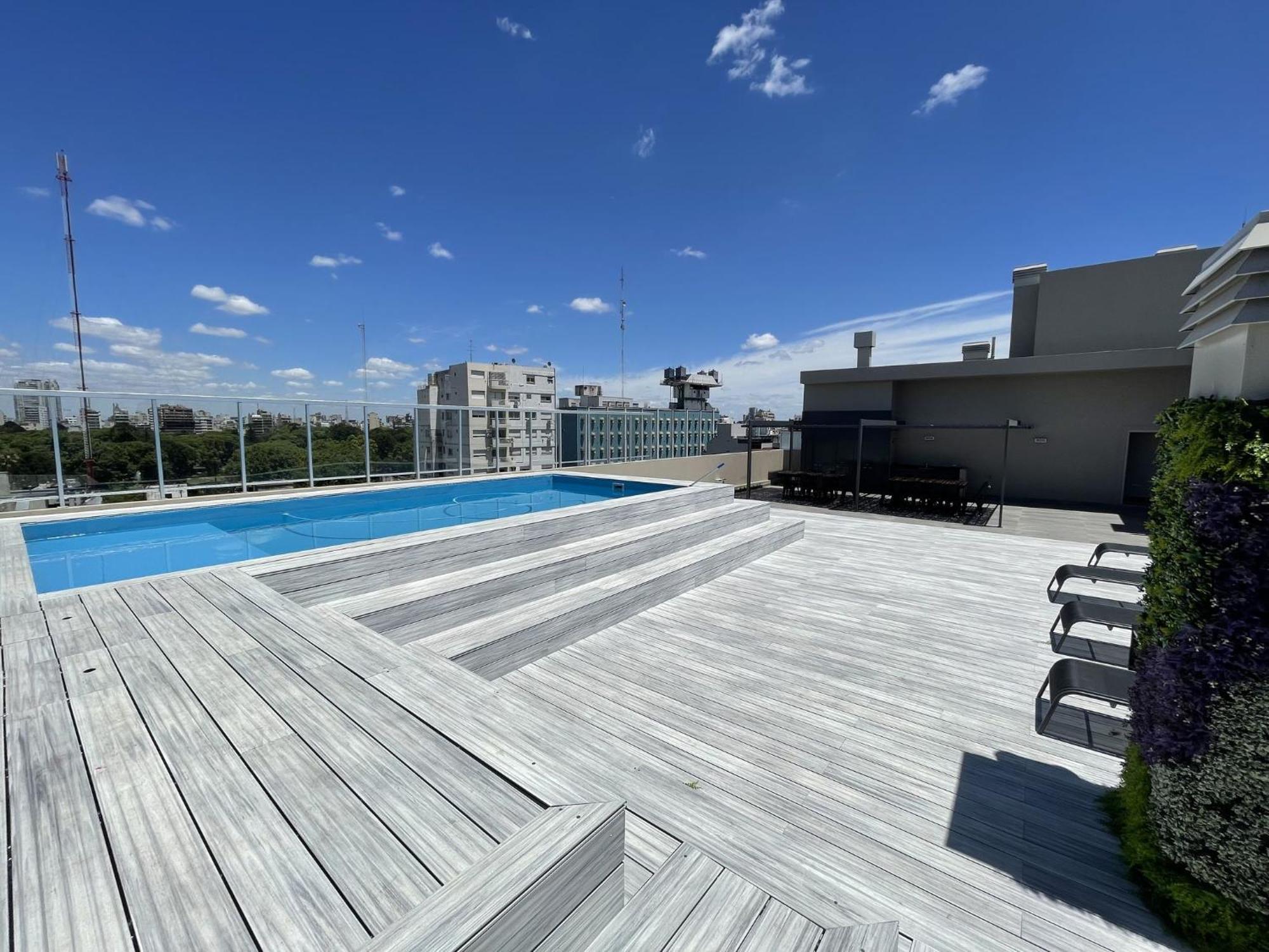 Splendid, Modern, And Cozy With Pool