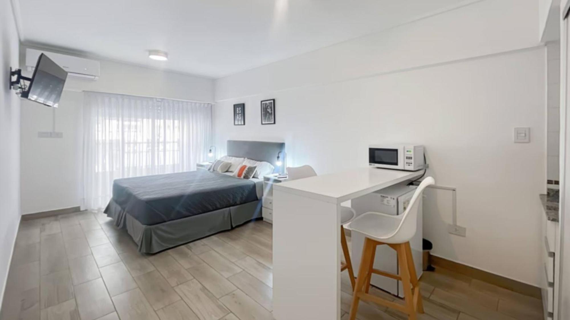 Apartment Modern With Amenities In The Heart Of The U4