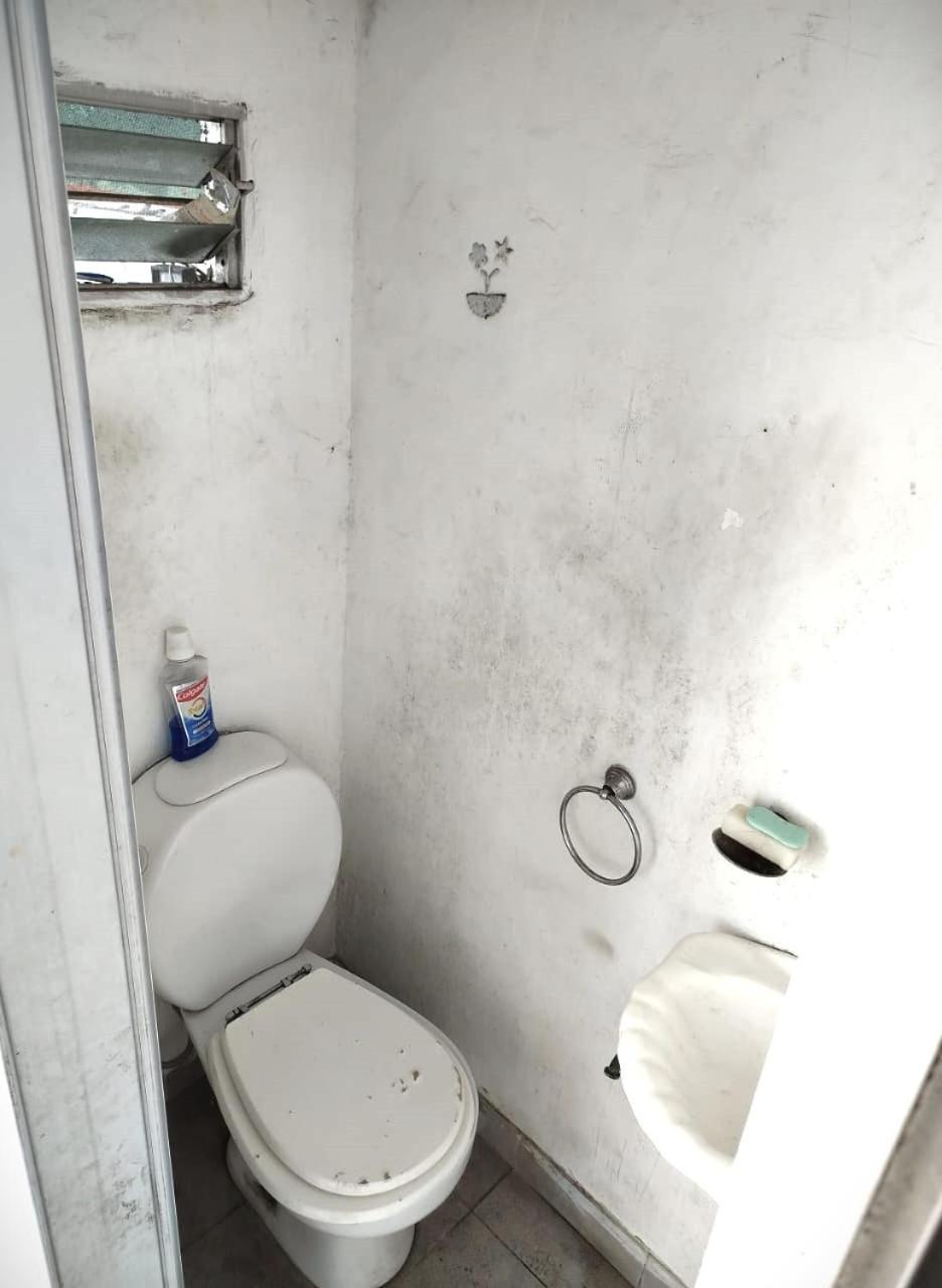 Habitacion Minimalista 2 Homestay Buenos Aires