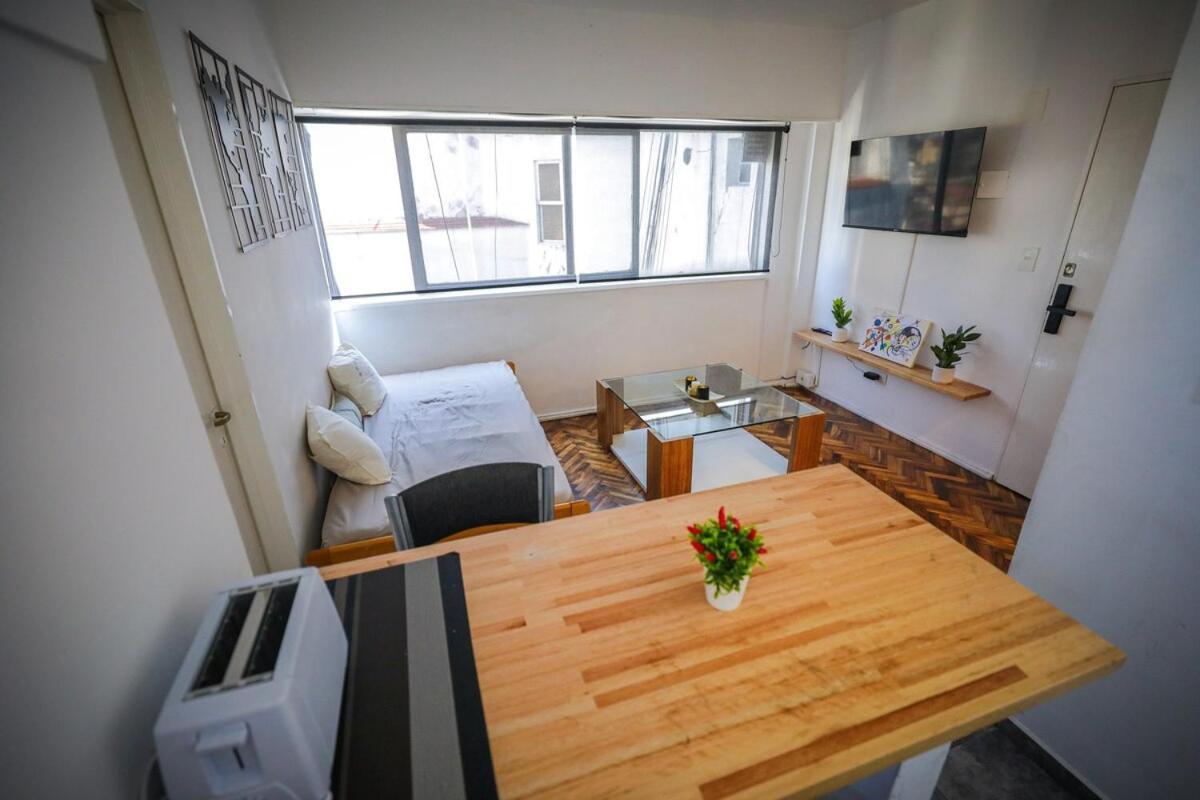 Carlos Calvo 633 Apartment *