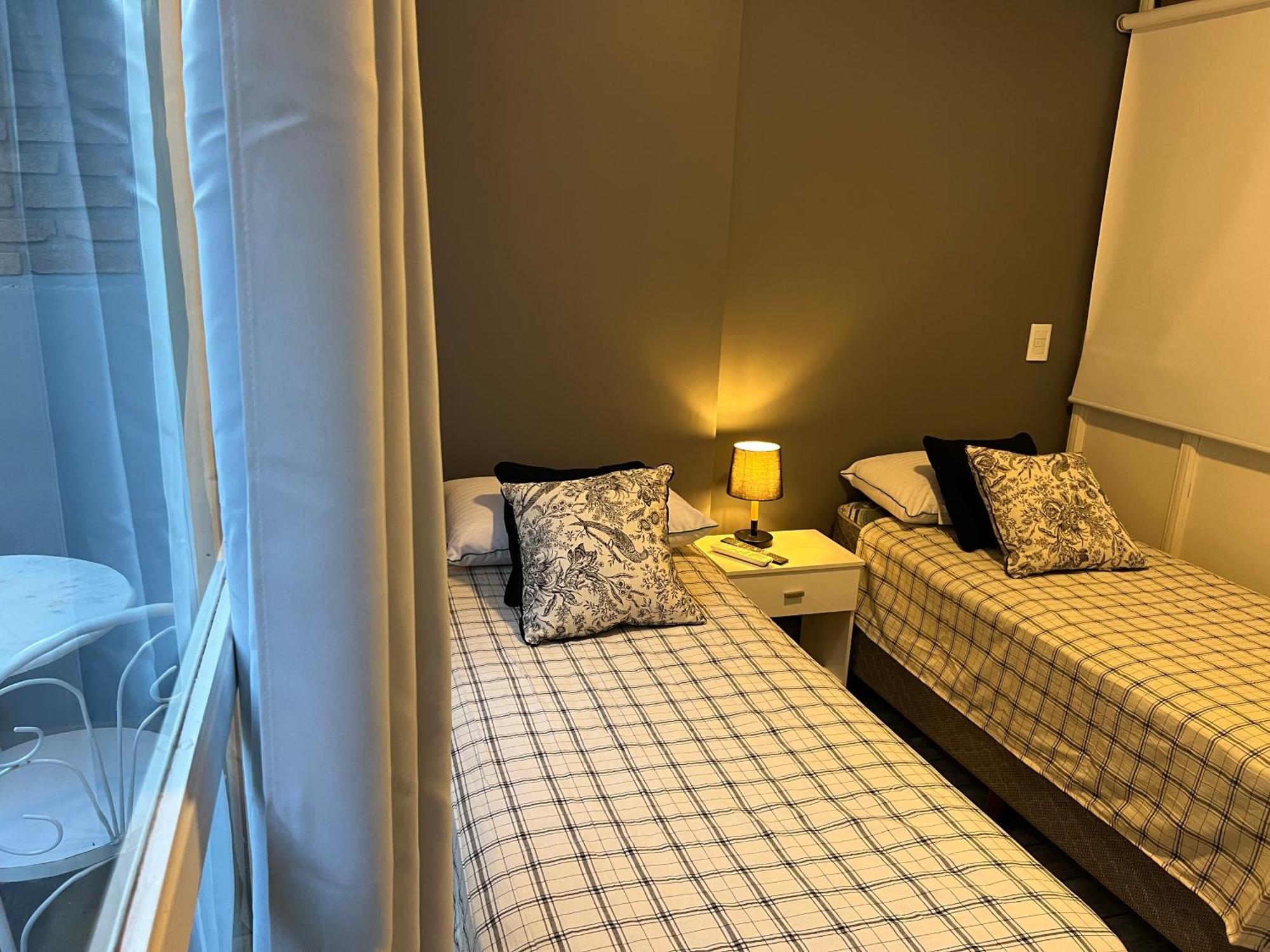 Congreso Boutique Con Balcon Y Bano Privado Externo * Buenos Aires