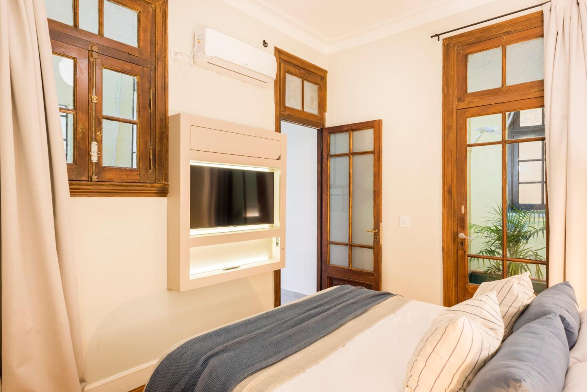 Upoint Floors Aparthotel *