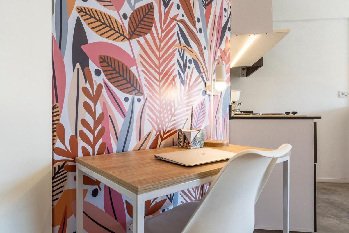 Luminoso Y Funcional Estudio En Crespo Movistar Arena Apartment