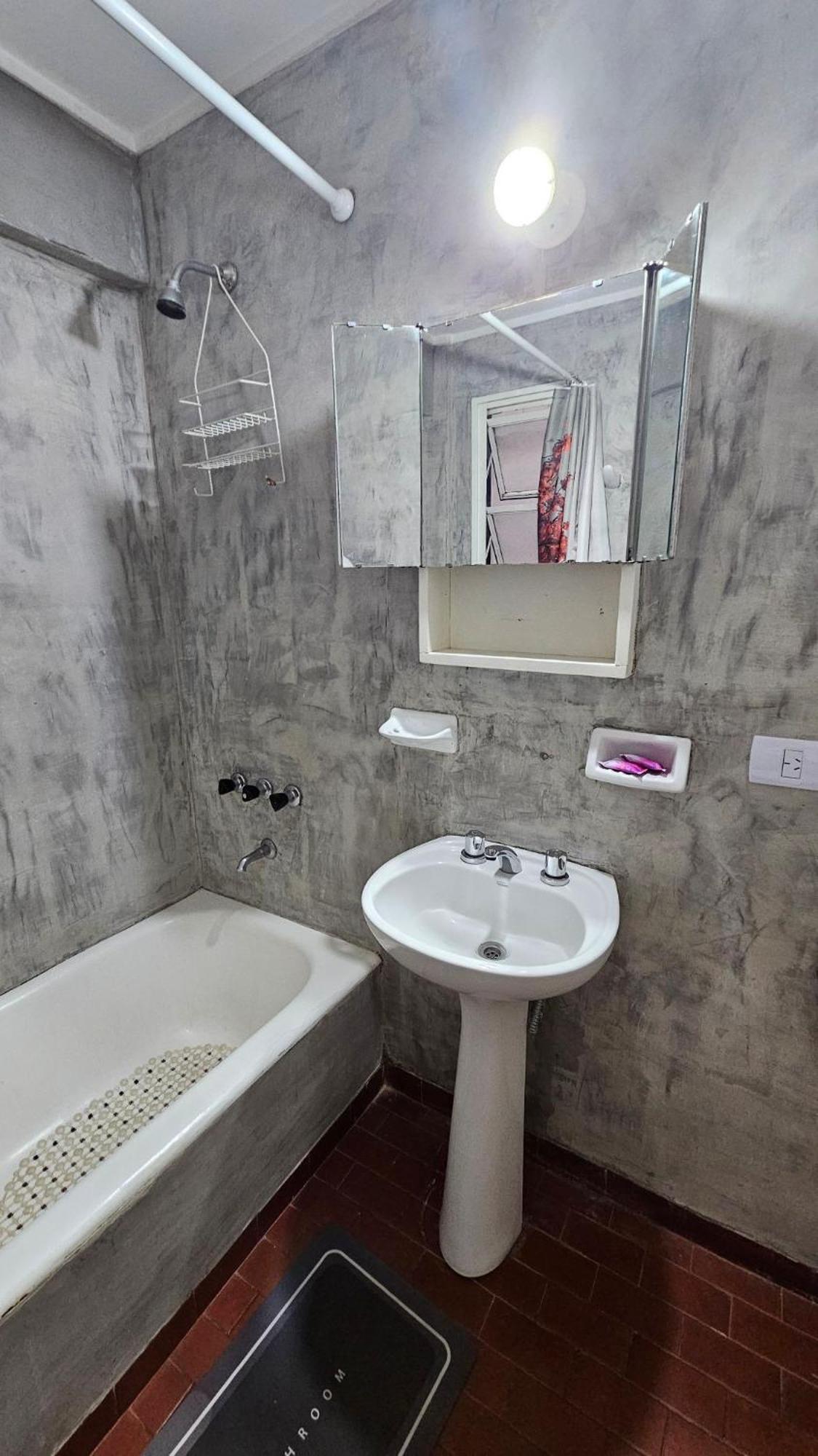 Depto 2 Ambientes En Recoleta Apartment *