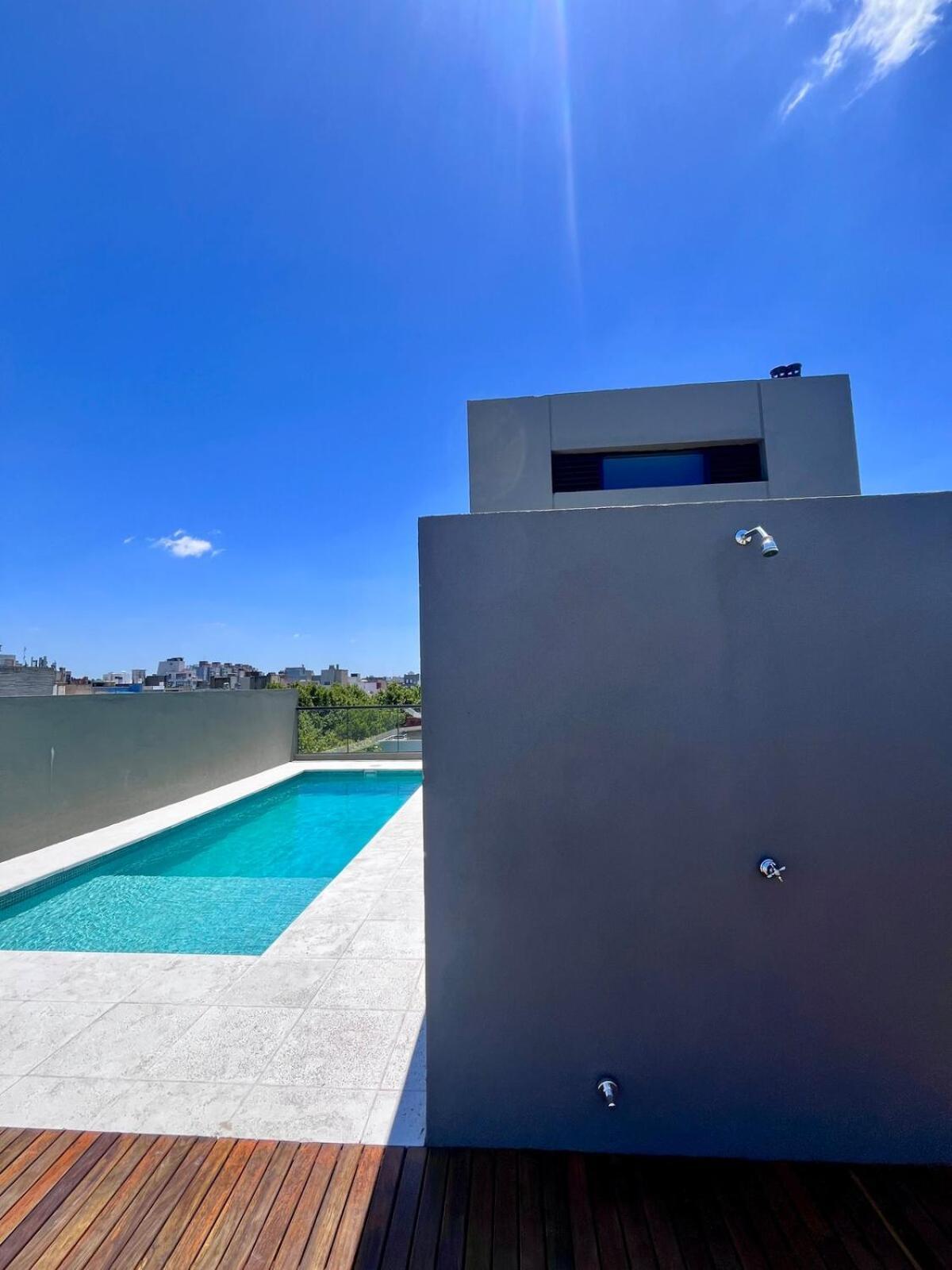 Hollywood Premium Suite, Pool, Cowork Wifi Hp, Pkg Apartment Buenos Aires