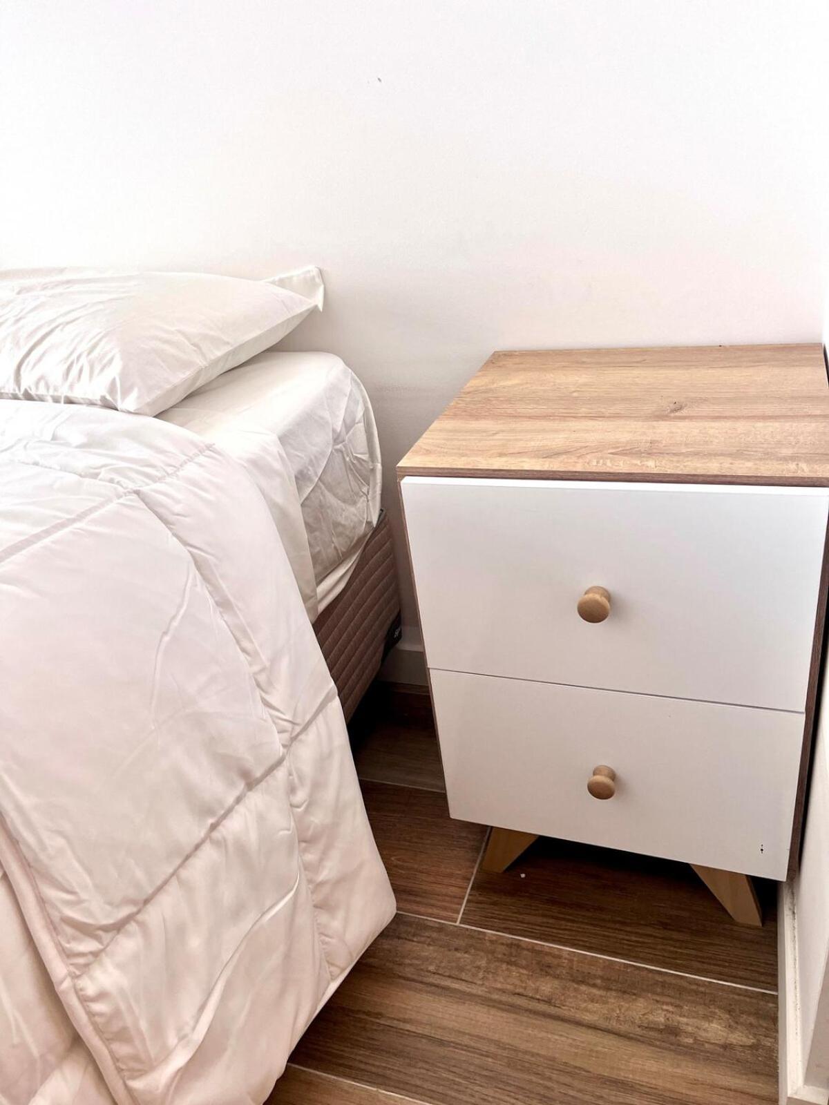 Hollywood Premium Suite, Pool, Cowork Wifi Hp, Pkg Apartment