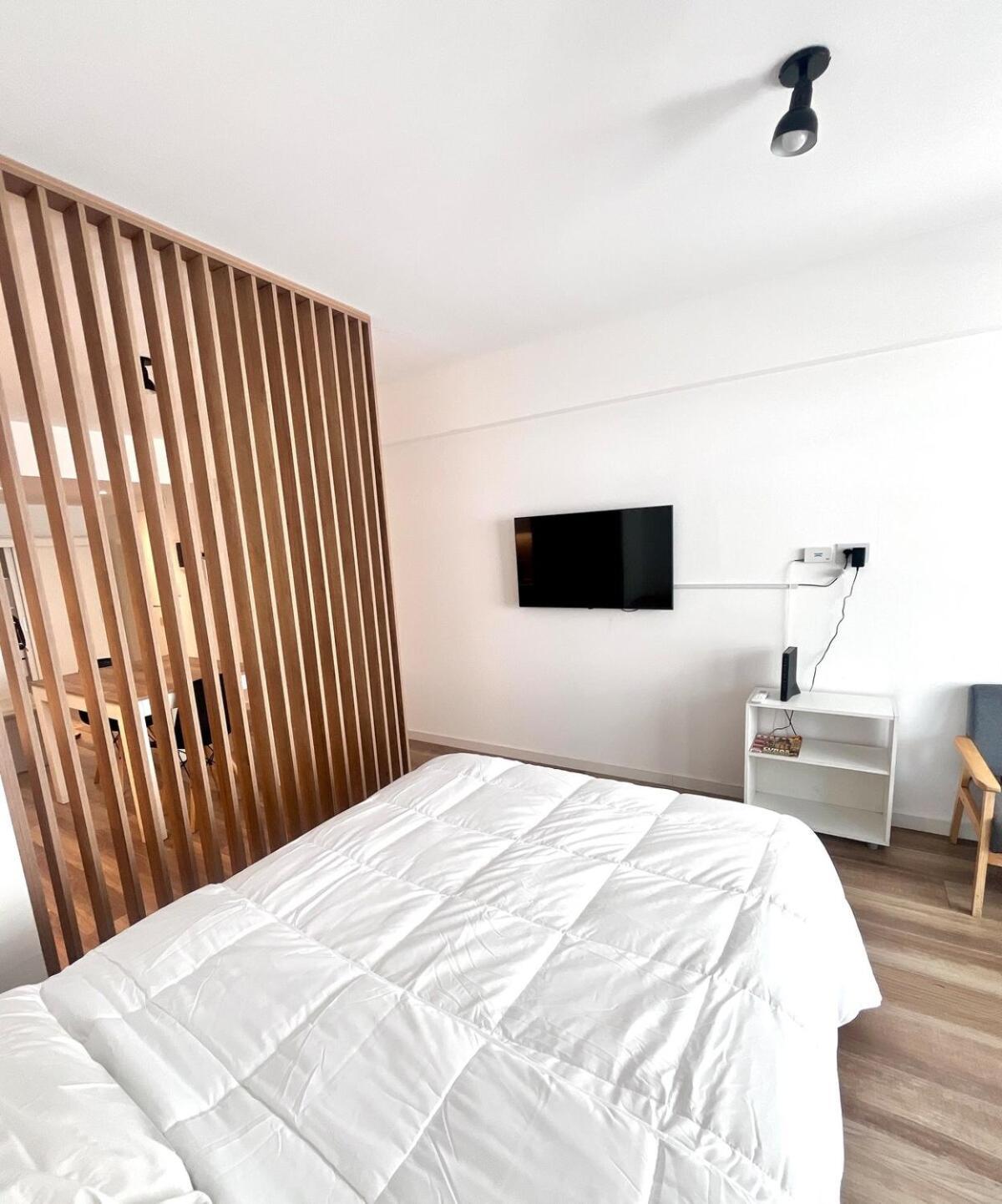 Hollywood Premium Suite, Pool, Cowork Wifi Hp, Pkg Apartment *