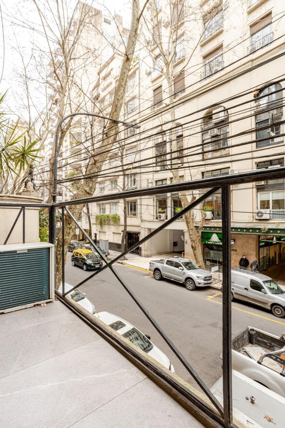 Refined Urban Oasis In Recoleta