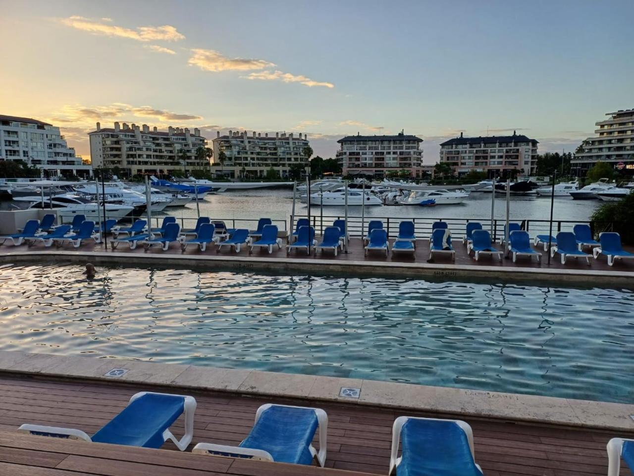 Departamentos Bahia Grande Nordelta Con Balcon Y Vista A La Bahia Piscina Opcional Arancelada!! * Buenos Aires