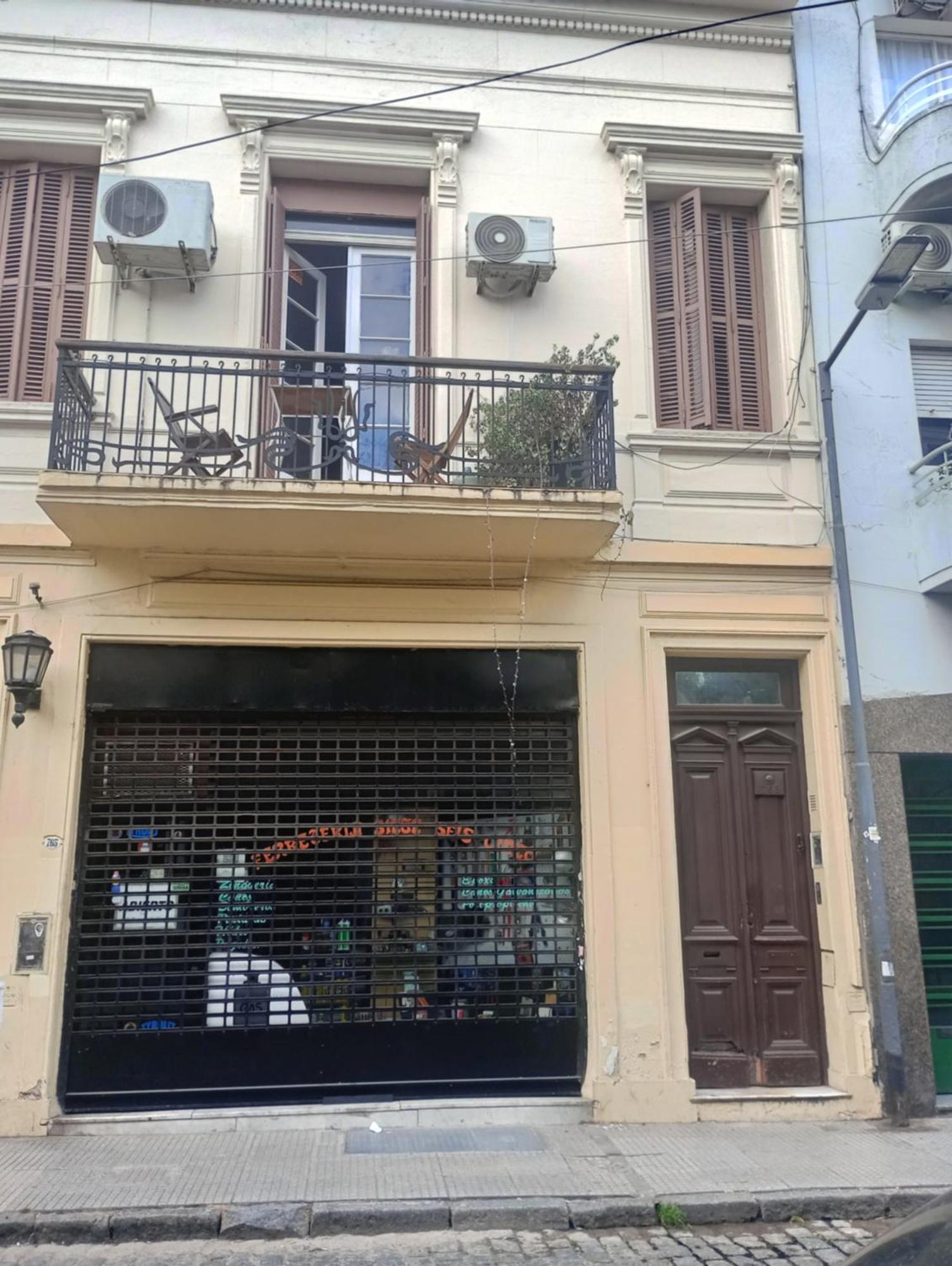 Blue St Hostel