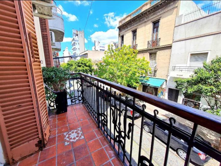 Blue St Hostel *
