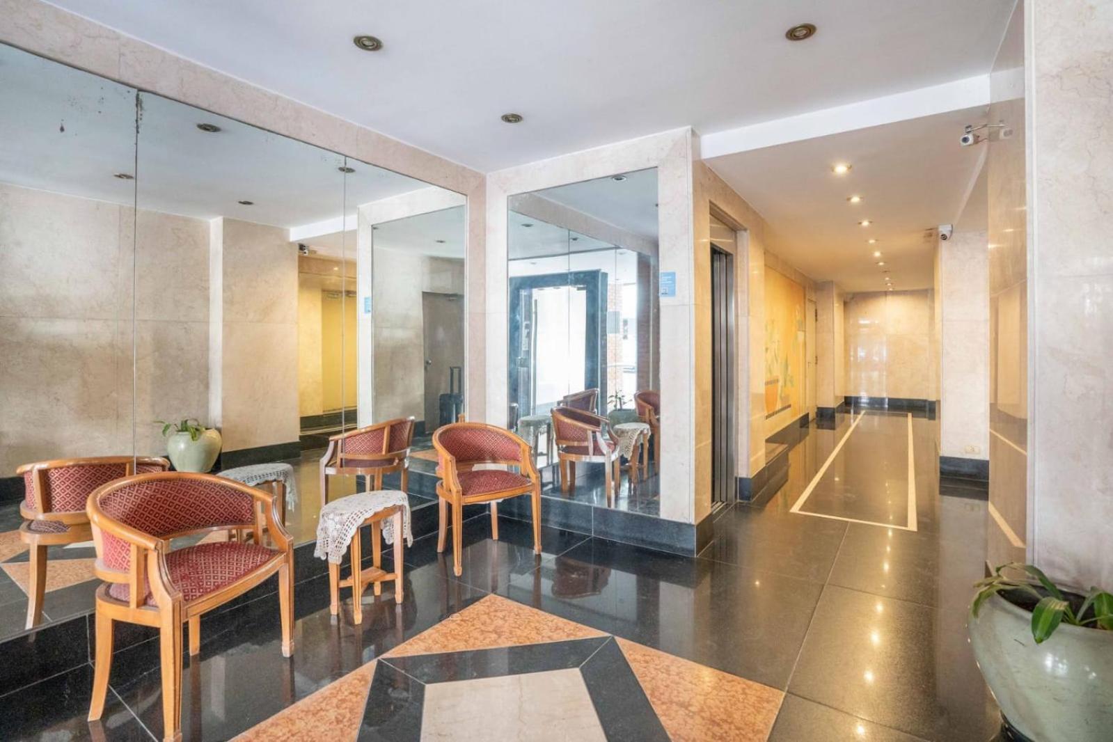 Avenida Olazabal 4500 Apartment