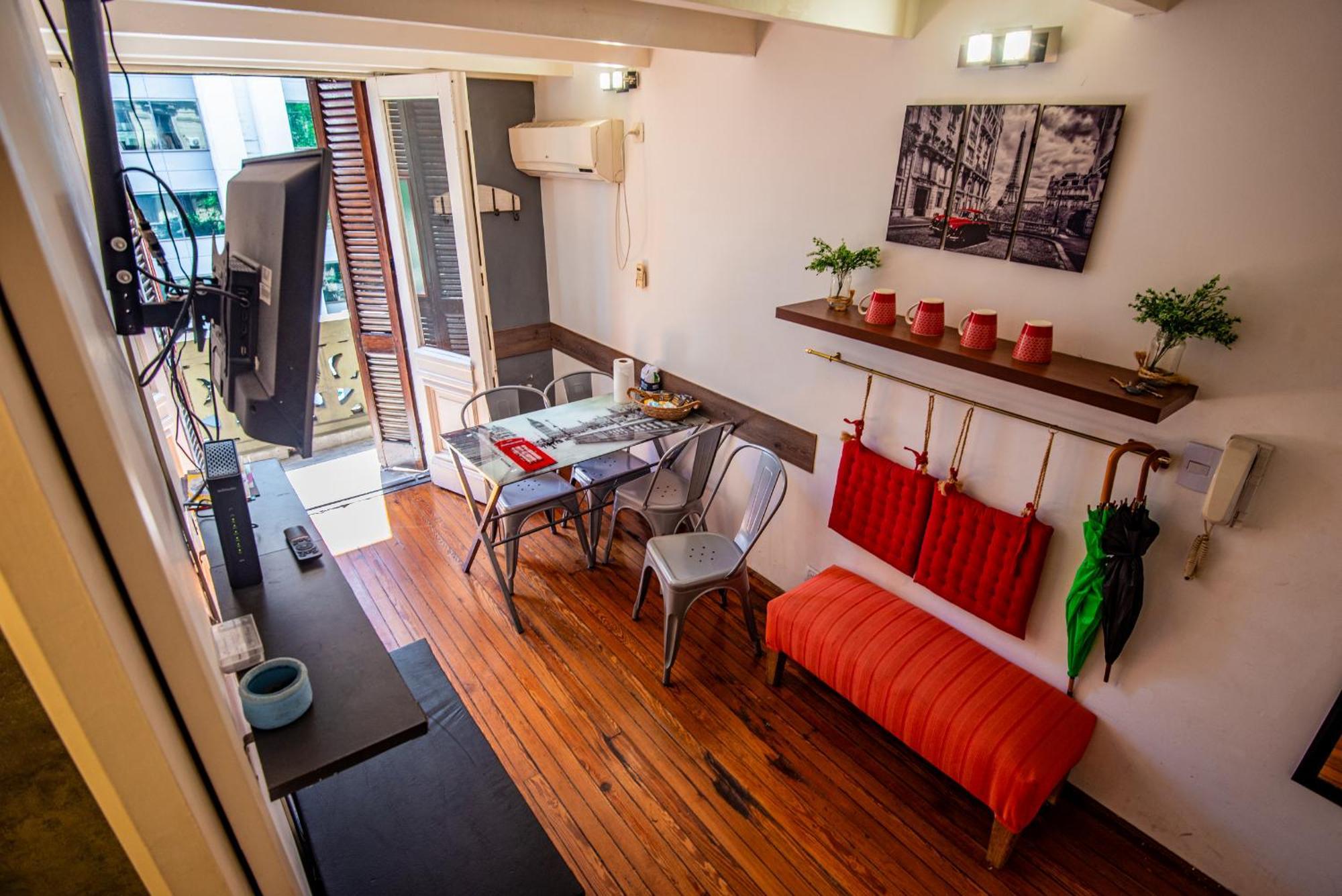 Apartment Duplex En Centro Historico Y Turistico Sobre Av. De Mayo *