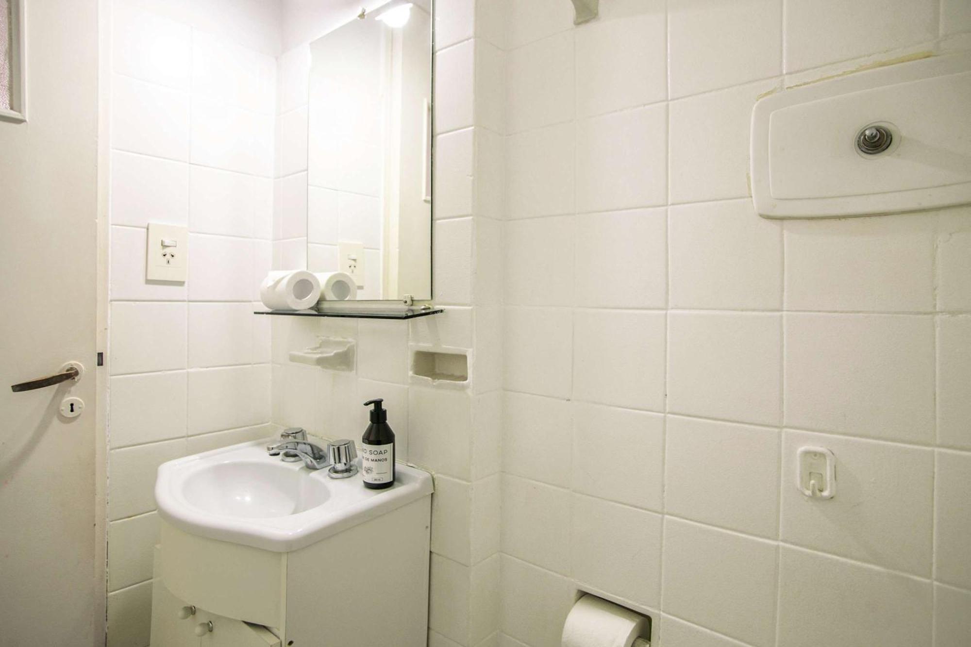 Comodo Estudio Y Ubicacion En Recoleta Apartment