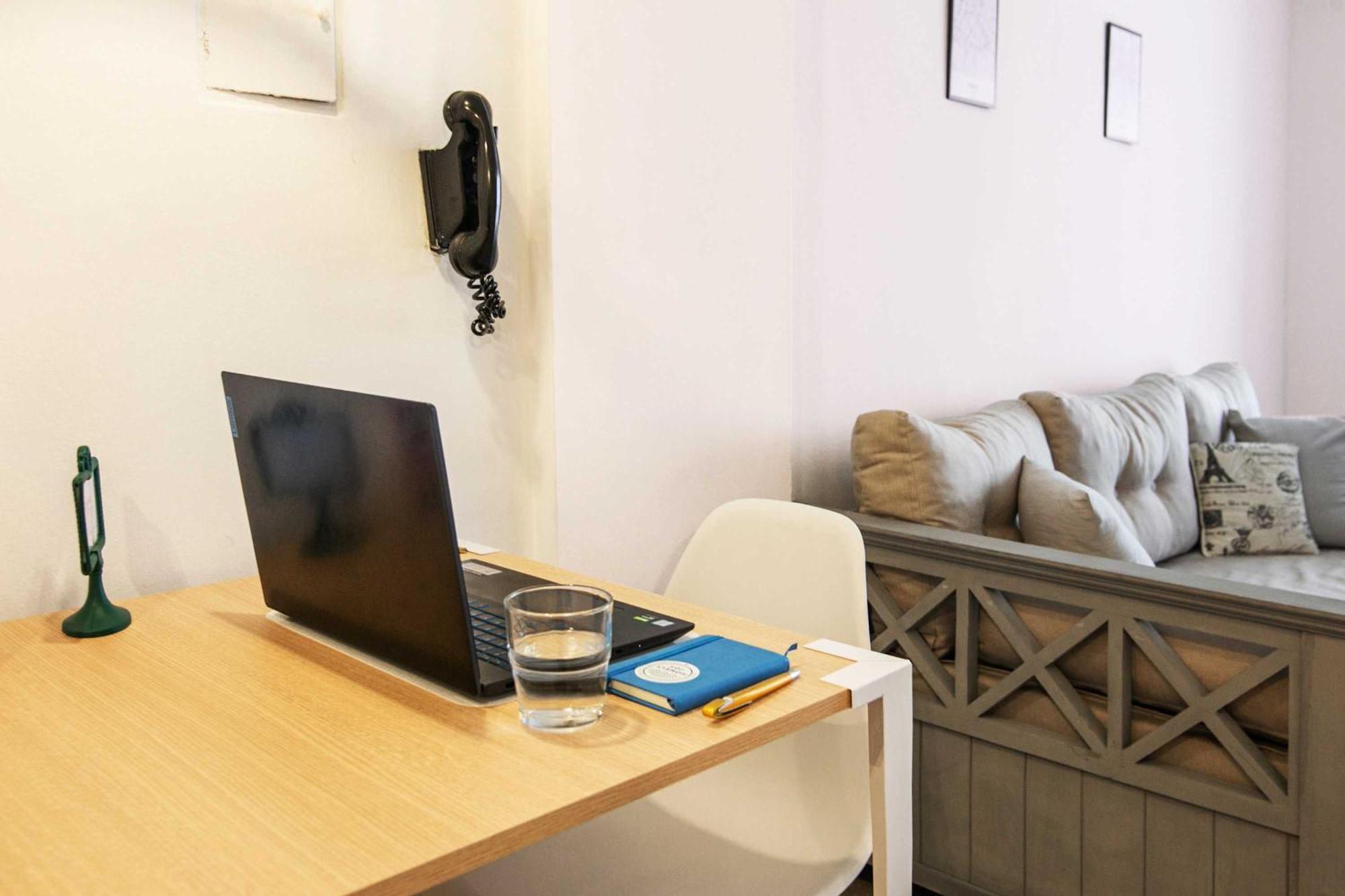 Comodo Estudio Y Ubicacion En Recoleta *