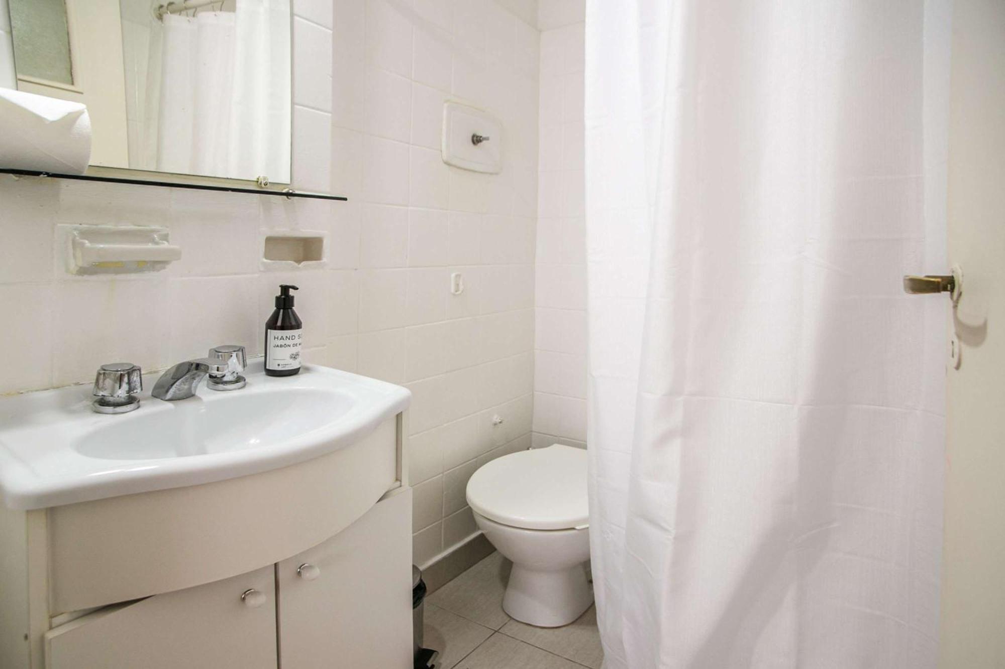 Apartment Comodo Estudio Y Ubicacion En Recoleta Buenos Aires