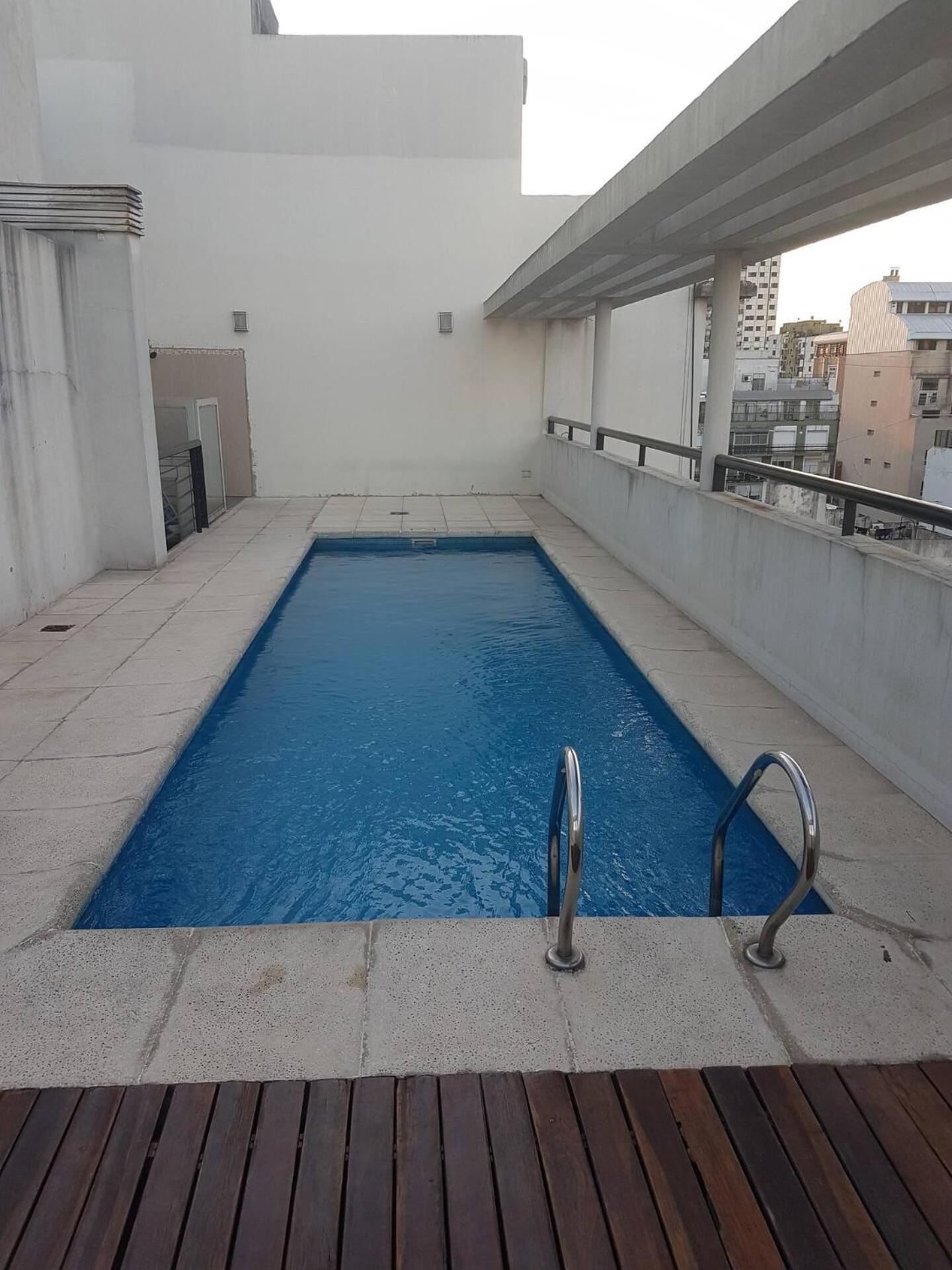 Cerca Del Obelisco Con Pileta En Balvanera Buenos Aires
