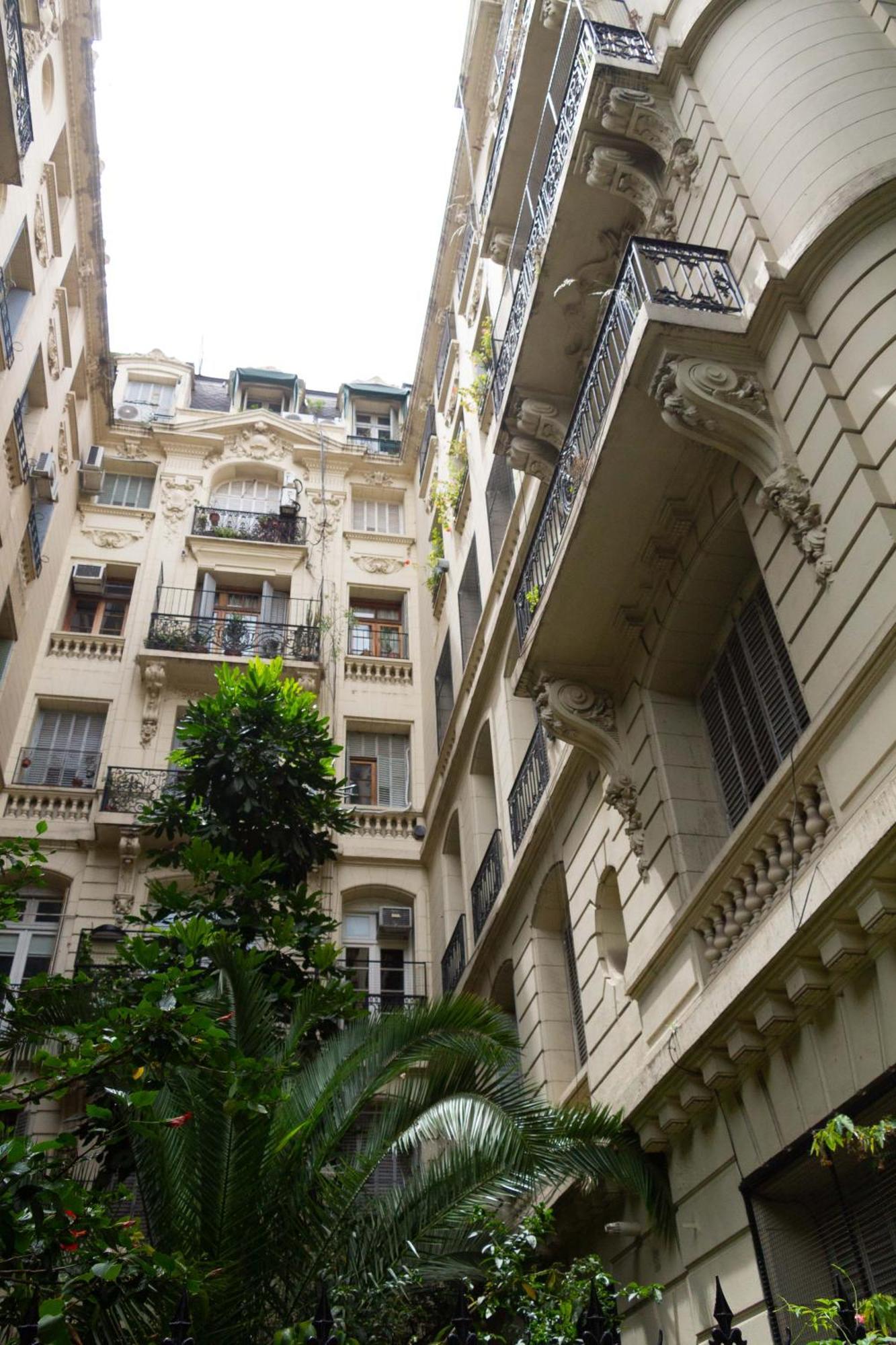 Residencia Sarandi, Grades Cuartos Privados En