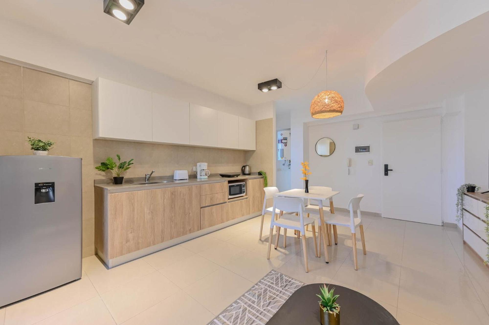 Apartment Mansion Mitre 'a' - 4 Pax Duplex Gym & Jacuzzi *