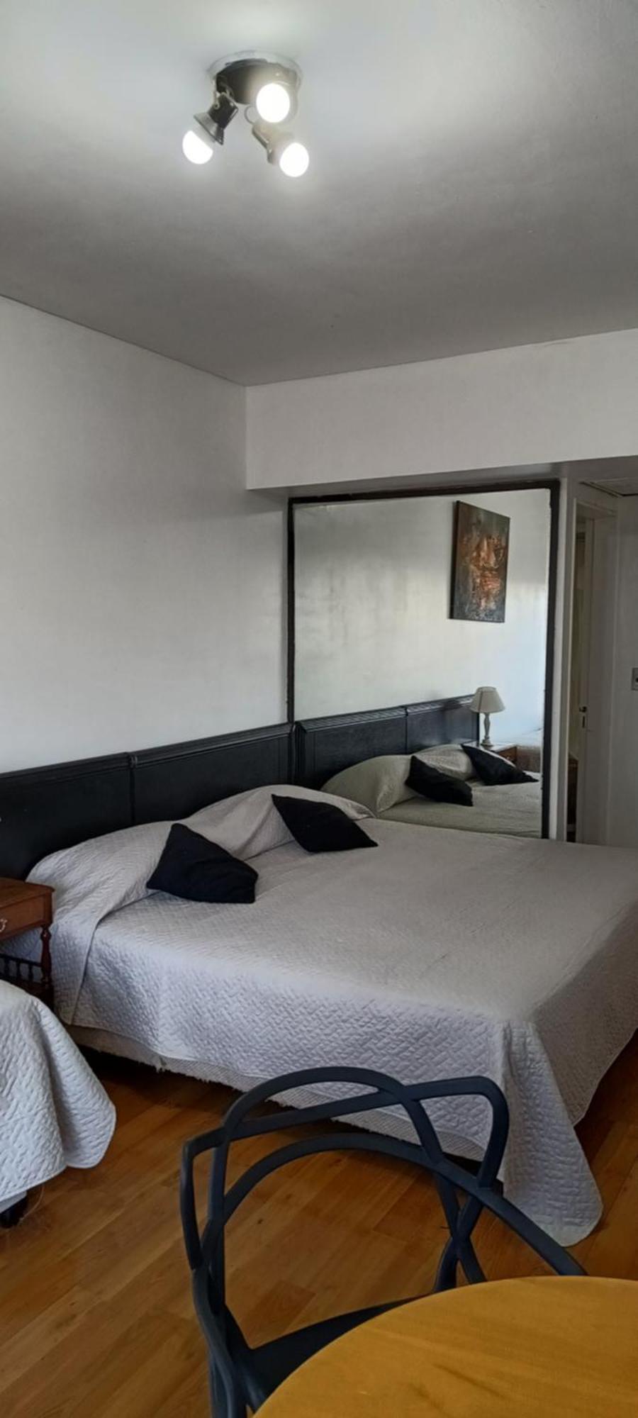 Obelisk Point Iii Apartment *
