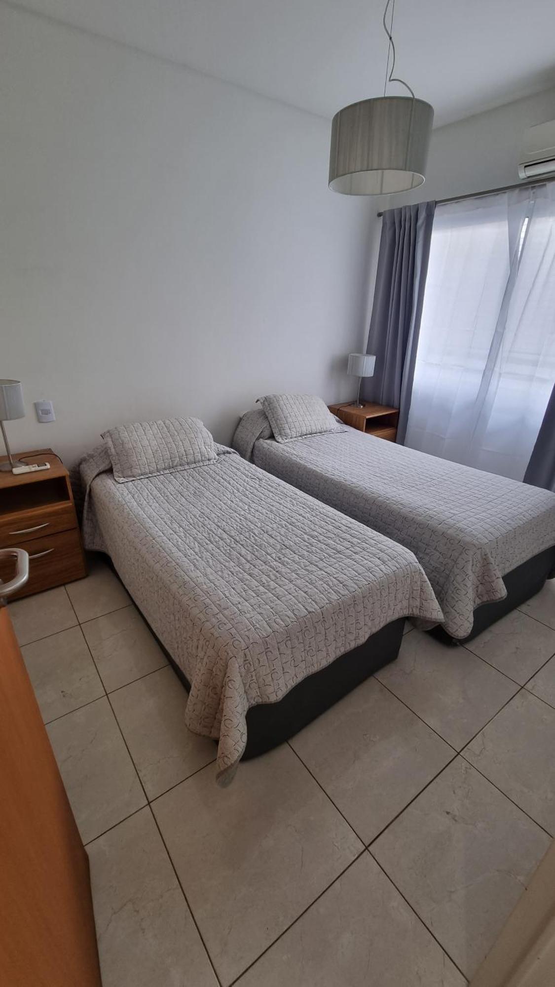 Moderno Departamento De Dos Ambientes Con Balcon En Almagro * Buenos Aires