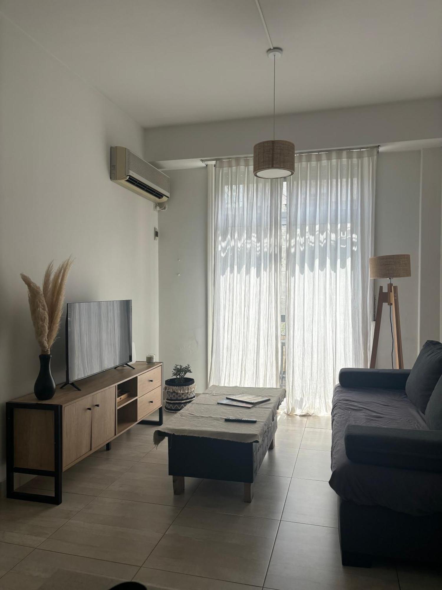 Departamento De 3 Amplio Y Luminoso En Recoleta Apartment *