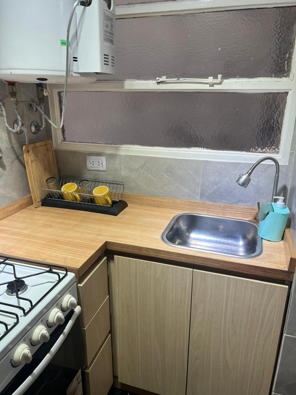 Share 2 Apartment