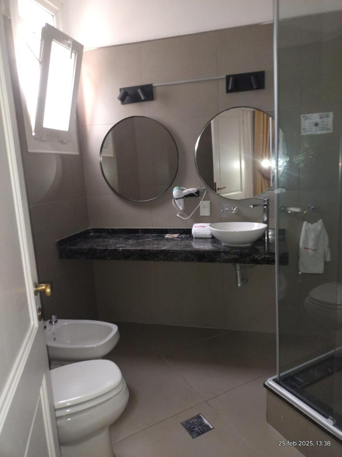 Regis Hotel