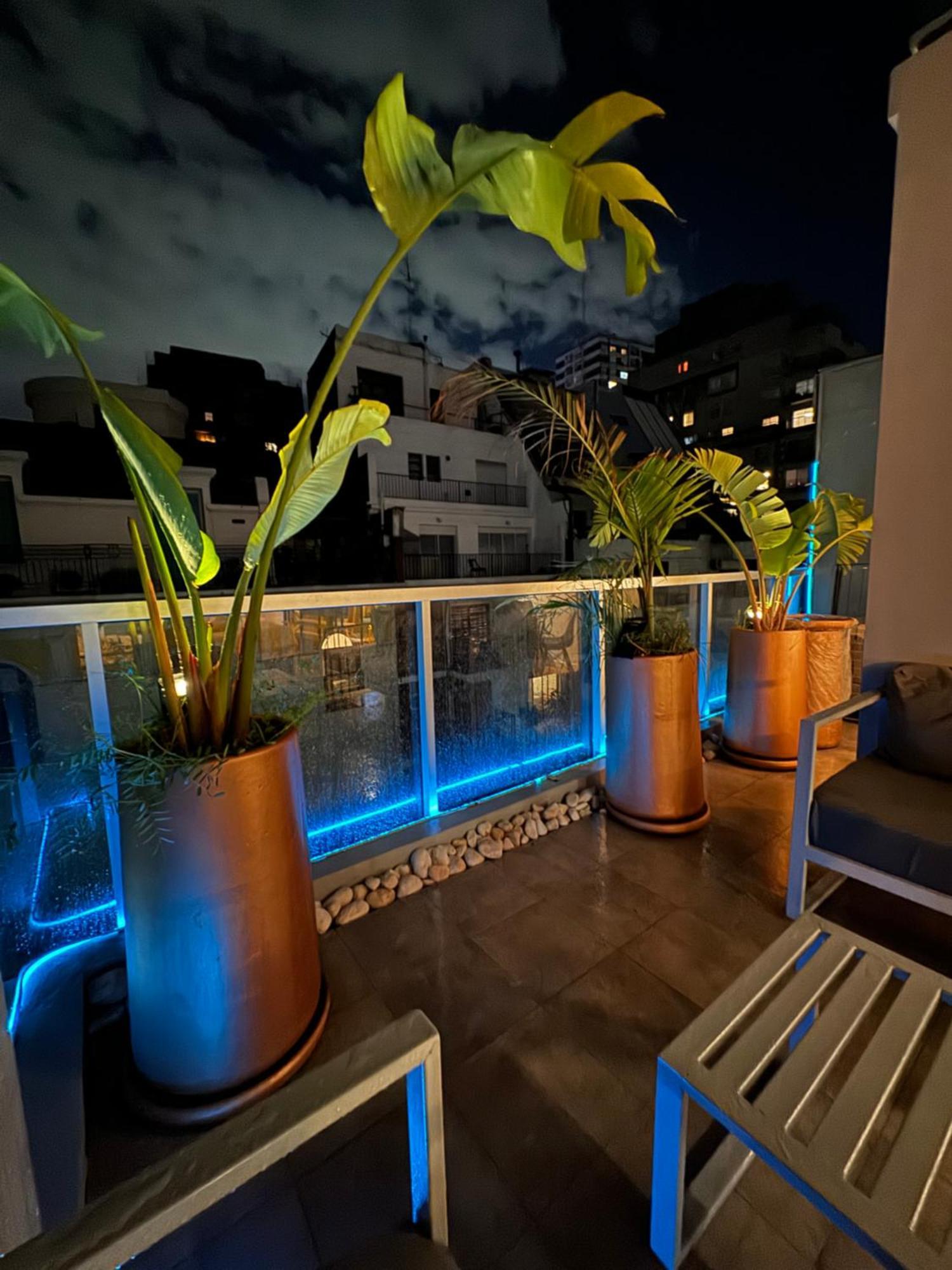 Foster Recoleta Apartment *