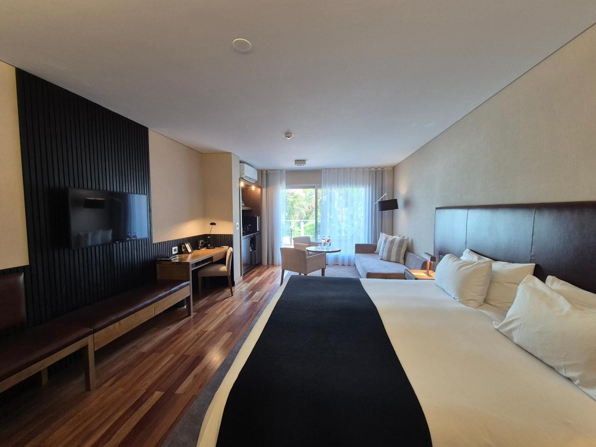 Fierro Hotel