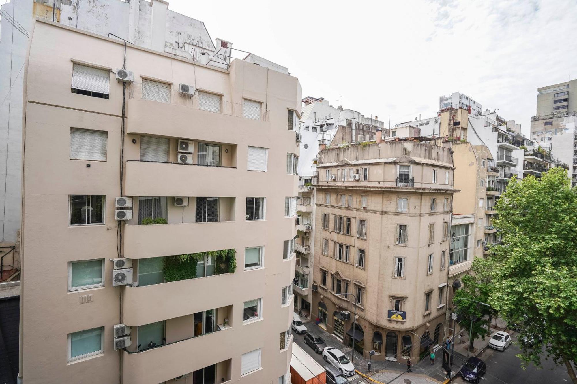 Luxury Near Patio Bullrich Apartamento