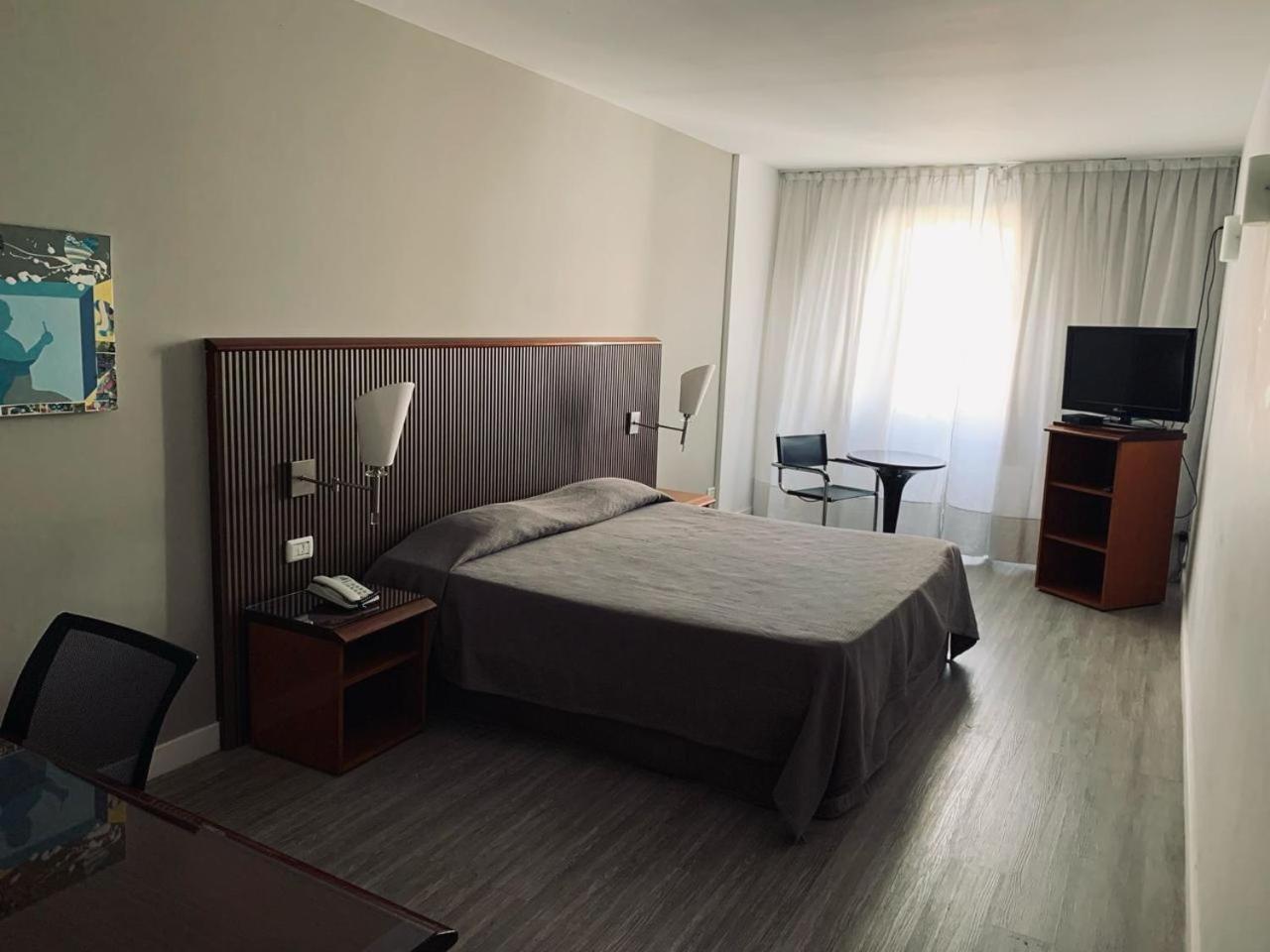 Cristal Palace 3* Ciudad Autónoma de Buenos Aires